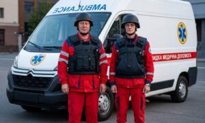 Після виїзду на місце загибелі дитини на Нікопольщині «швидка» потрапила під обстріл: подробиці про трагічний день 10 жовтня