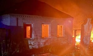 Двоє людей загинули через ворожі атаки на Дніпропетровщину рано вранці 15 жовтня.