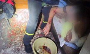 У Нікополі є поранений, троє вбитих і 14 поранених на Синельниківщині, у Дніпрі атаковано критичну інфраструктуру (відео)