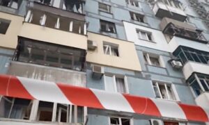Дрони атакували багатоповерхівки у Дніпрі і передмісті: 30 людей вдалося врятувати (відео)