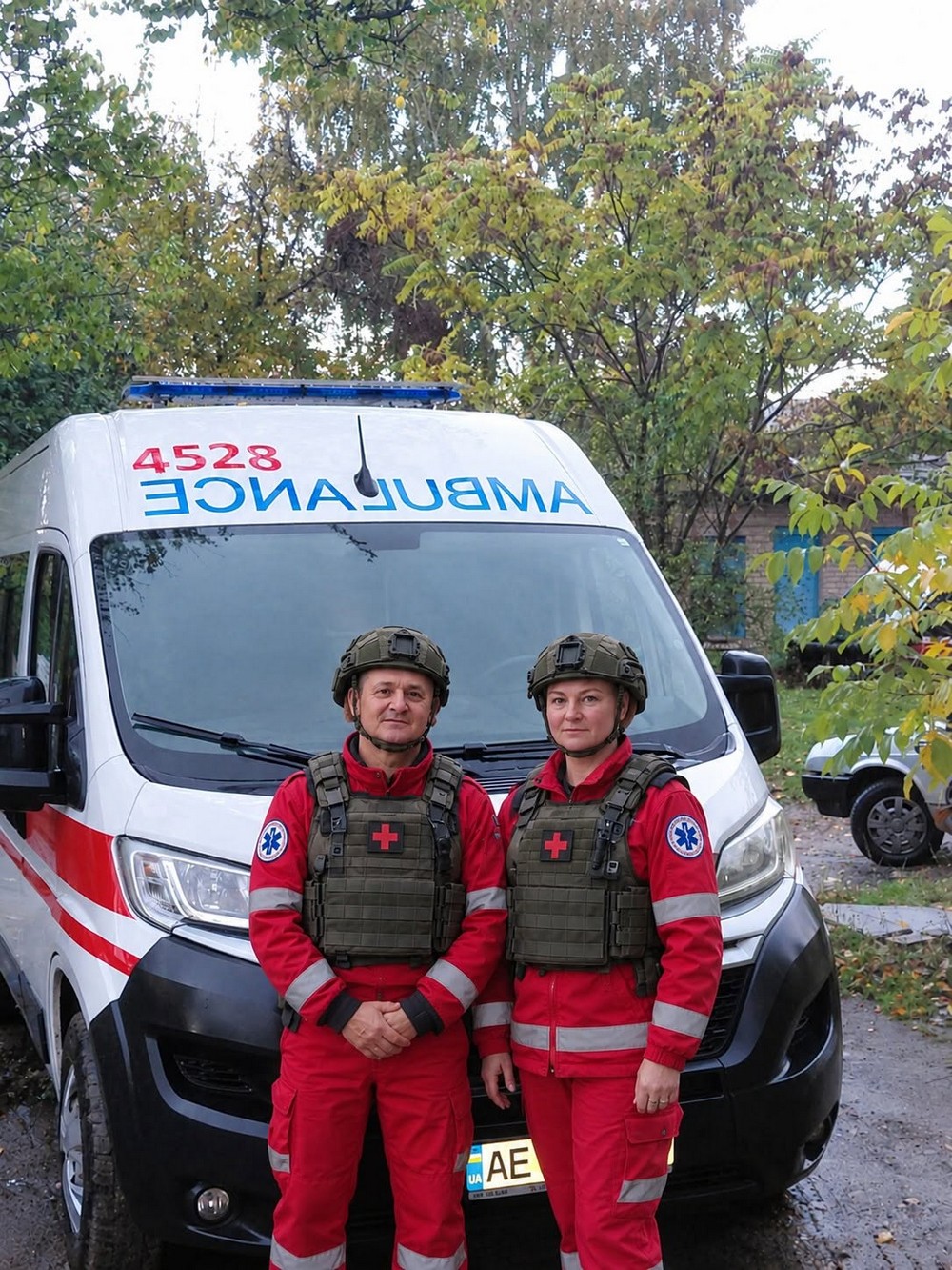 Росіяни почали бити по громадах на Нікопольщині, які раніше не знали таких ударів: медики розповіли, як вчора рятували пораненого чоловіка