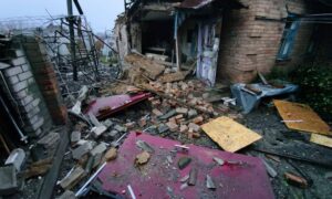 На Нікопольщині є поранені та пошкоджені багатоповерхівки, 15 постраждлалих на Павлоградіщині і Синельниківщині - серед них діти (фото)