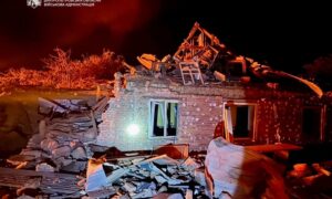 Ворог атакував Нікополь і район, по Дніпру вдарив КАБом - є постраждала, також атаковано Синельниківщину (фото)