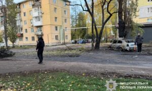 Ворог FPV-дроном поцілив по будинку на Нікопольщині є поранена, загиблий та 12 постраждалих на Павлоградщині і Синельниківщині — поліція (фото)