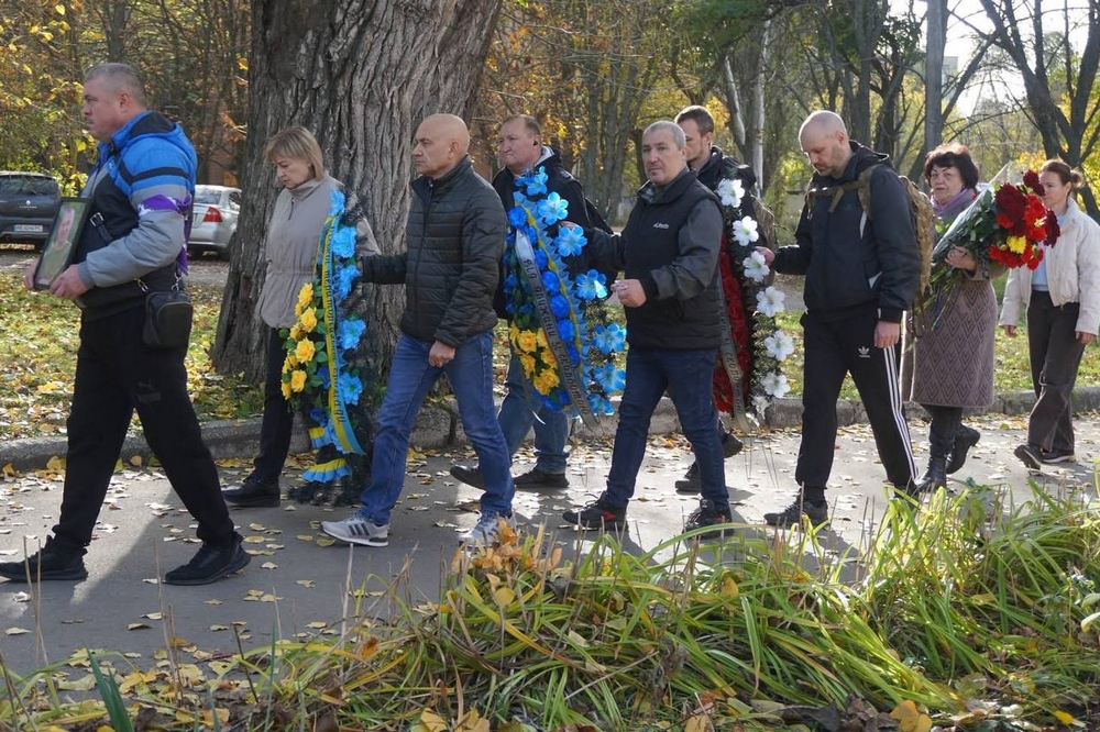 Нікополь провів в останню путь полеглого Захисника1 Нікополь провів в останню путь полеглого Захисника1