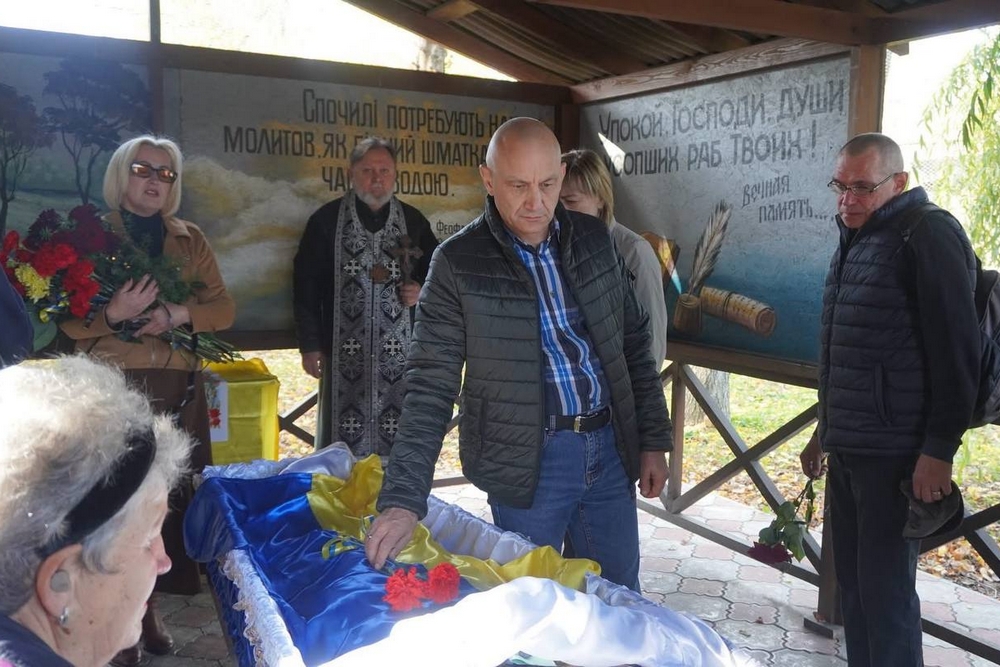 Нікополь провів в останню путь полеглого Захисника3 Нікополь провів в останню путь полеглого Захисника3