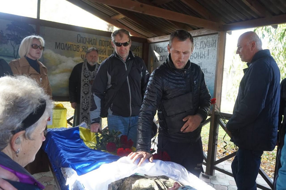 Нікополь провів в останню путь полеглого Захисника6 Нікополь провів в останню путь полеглого Захисника6