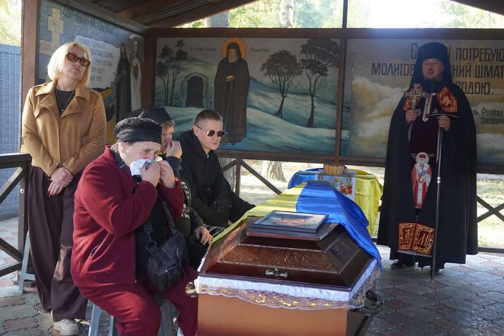 Нікополь провів в останню путь полеглого Захисника8 Нікополь провів в останню путь полеглого Захисника8