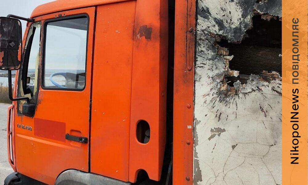 У Нікополі ворог обстріляв житлові будинки, поранений поліцейський: пошкоджено інфраструктуру та адмінбудівлю, під ударами були ще 3 райони області — поліція (фото)