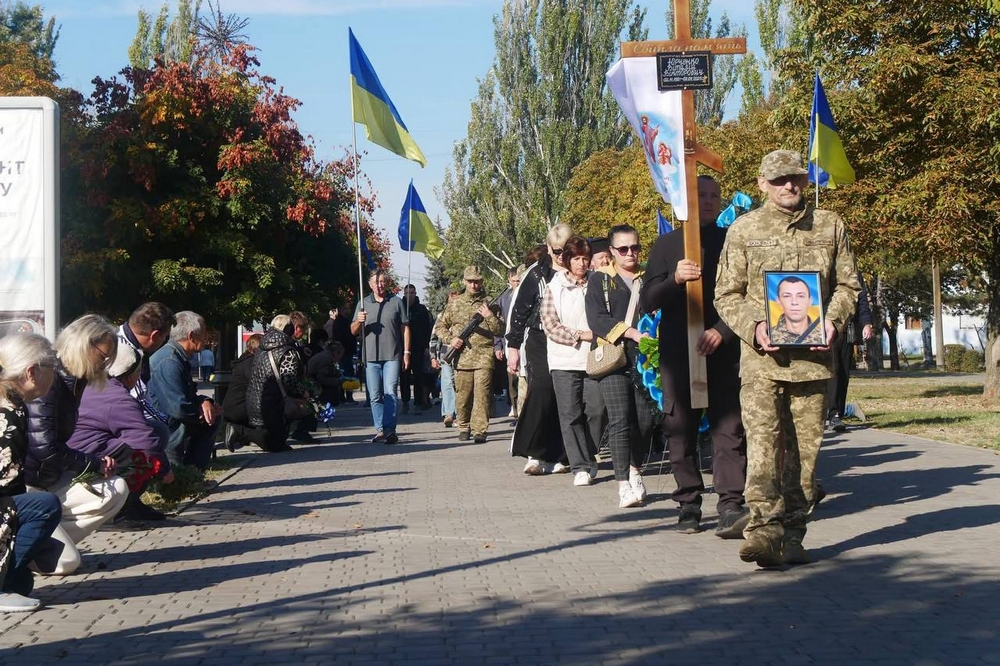 Нікопольщина провела в останню путь полеглого Захисника3 Нікопольщина провела в останню путь полеглого Захисника3