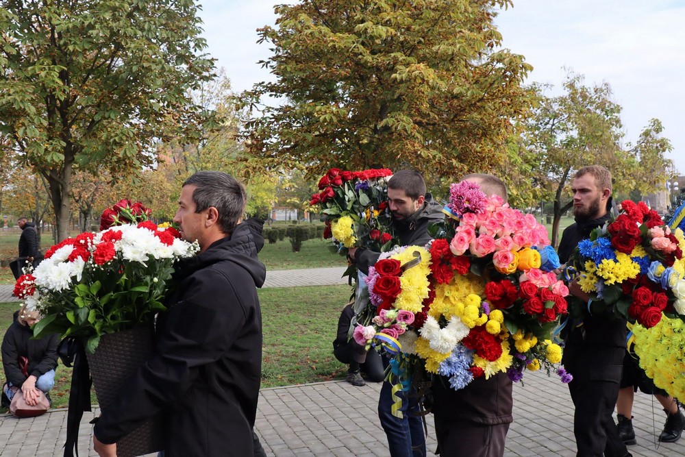 Нікопольщина сьогодні провела в останню путь Захисника фото (2)