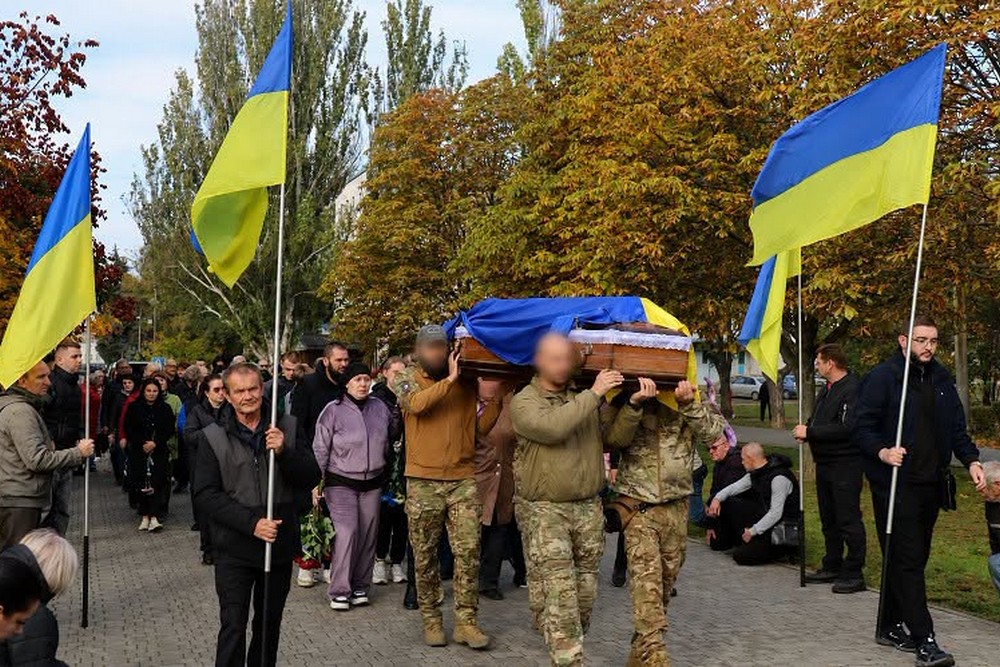Нікопольщина сьогодні провела в останню путь Захисника фото (4)