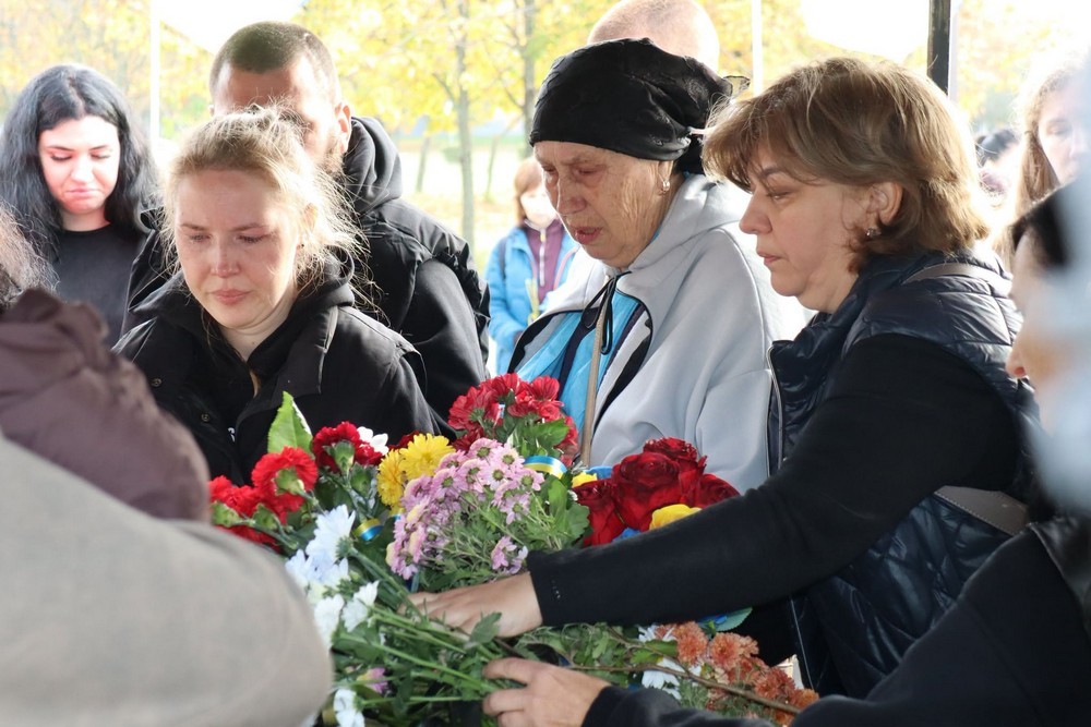 Нікопольщина сьогодні провела в останню путь Захисника фото (6)