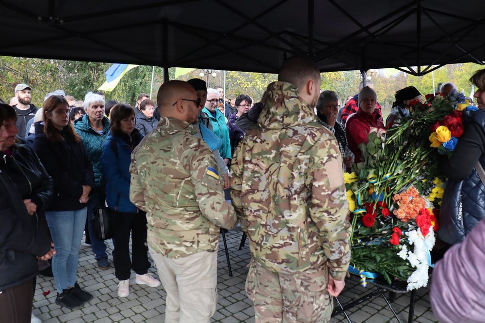 Нікопольщина сьогодні провела в останню путь Захисника фото (7)