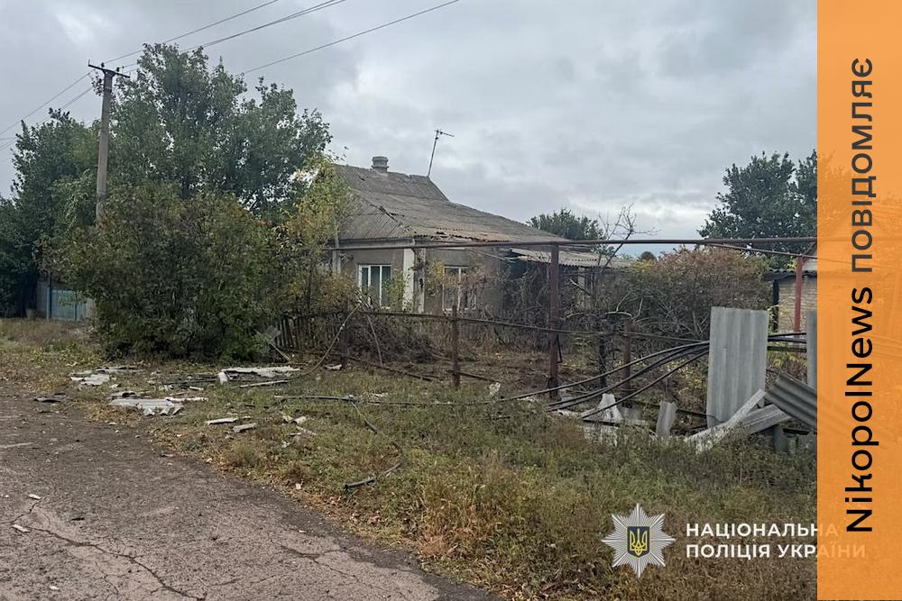 Понад 50 ударів по Нікопольщині, 3 загиблих і одна поранена в області: про смертельні наслідки обстрілів Дніпропетровщини розповіли у поліції (фото)