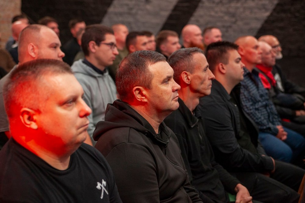 Нікопольської 6