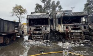 Понад 80 ударів по Нікопольщині, загиблий на Синельниківщині, також ворог атакував Дніпровський, Кам’янський та Криворізький райони — поліція (фото)