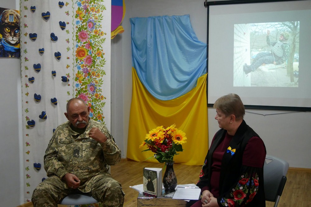 Покрова 8