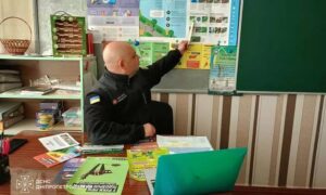 У Марганці школярів навчали мінної та пожежної безпеки: про що нагадали учням (фото)