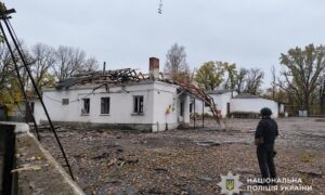 У Нікополі жінка загинула під завалами власного будинку, є поранений у Марганці, також загиблий і постраждалі у 3 районах області — поліція (фото)