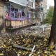 У Нікополі ворог пошкодив гімназію та будинки, у районі торговий центр, під обстрілами також були Дніпровський, Криворізький та Синельниківський райони (фото)