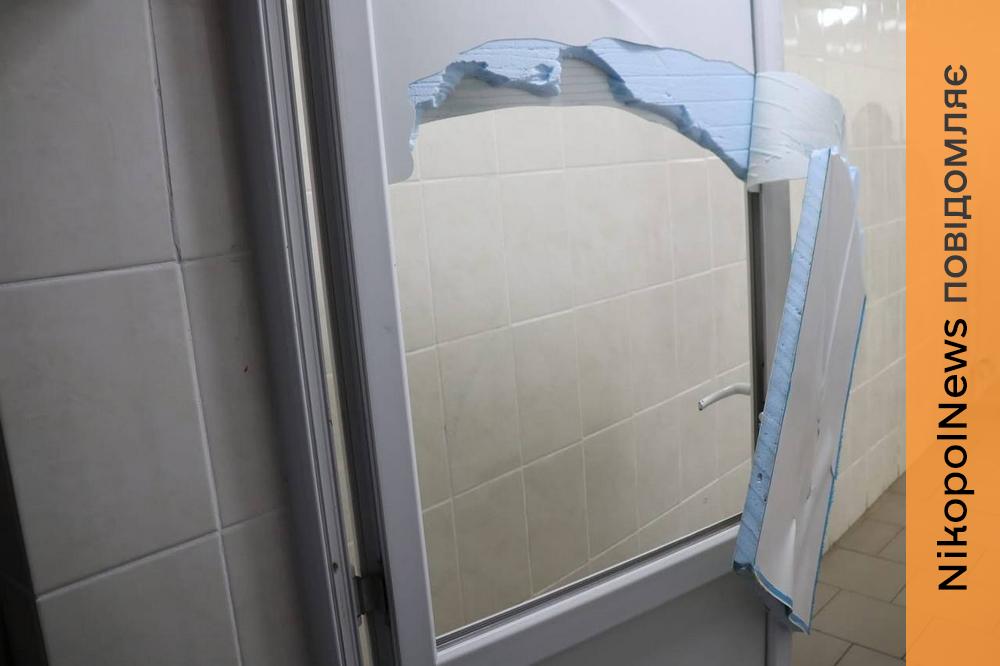У Покрові знову пошкодили громадську вбиральню біля ТЦ «Покров»: мешканців закликають берегти спільне майно (фото)