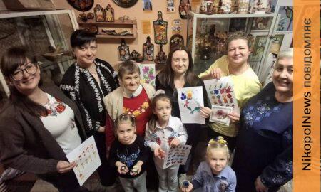 Петриківський розпис, гончарство і вишивка: у Покрові відбулися творчі майстер-класи для мам та дітей (фото)
