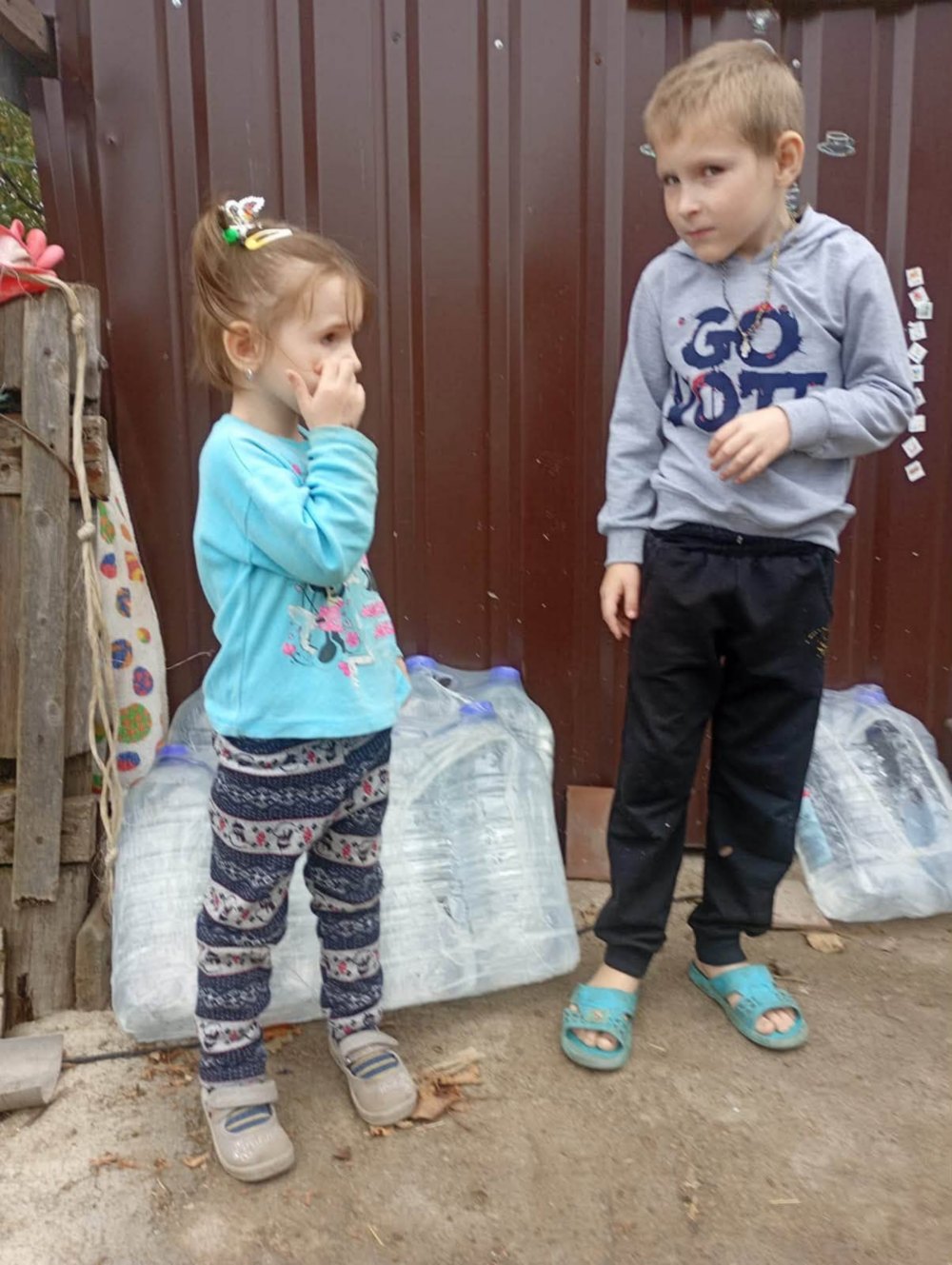 Жителям Нікопольщини 16 жовтня роздали воду 3