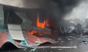 Ворог вдарив по складах логістичної компанії біля Дніпра: оприлюднено відео