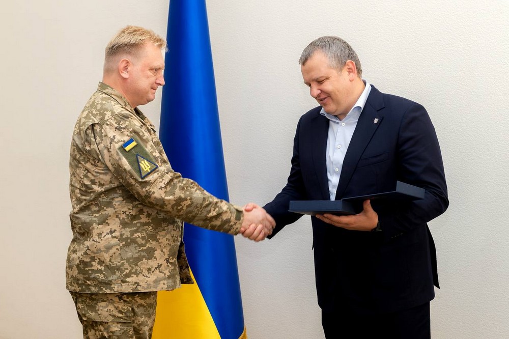 на Дніпропетровщині нагородили захисників неба (10) на Дніпропетровщині нагородили захисників неба (10)