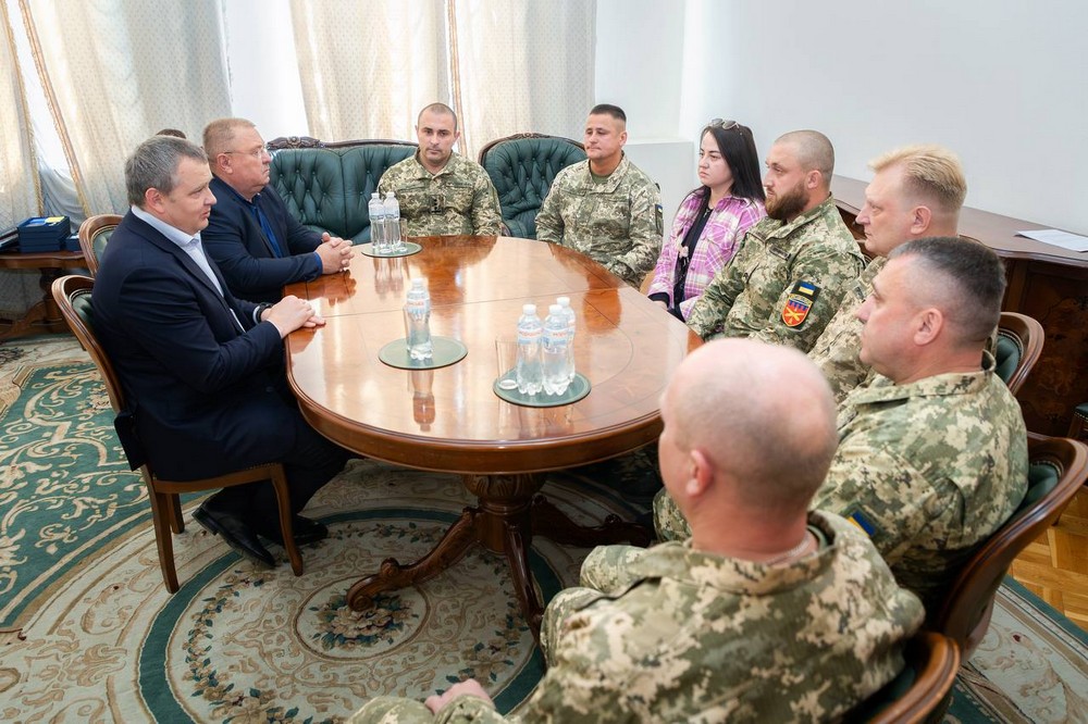 на Дніпропетровщині нагородили захисників неба (4) на Дніпропетровщині нагородили захисників неба (4)