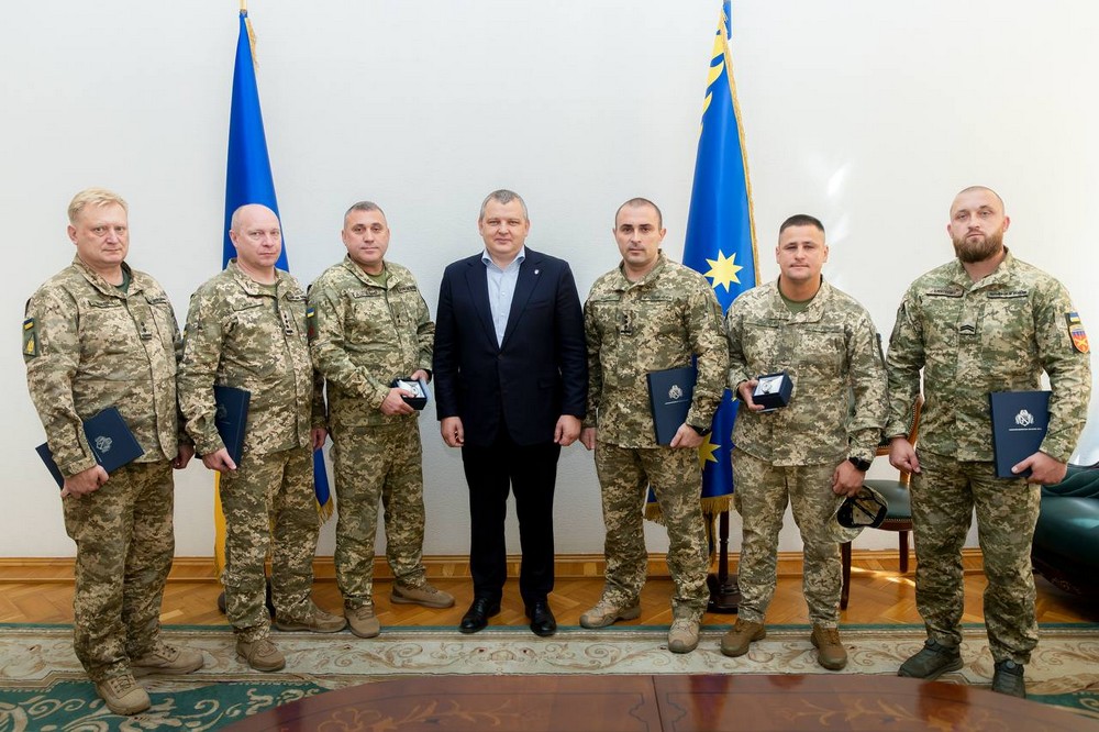 на Дніпропетровщині нагородили захисників неба (8) на Дніпропетровщині нагородили захисників неба (8)