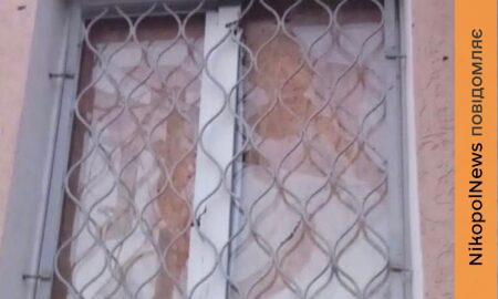 На Нікопольщині пошкоджено адмін будівлю, також ворог атакував Дніпровський та Синельниківський райони (фото)