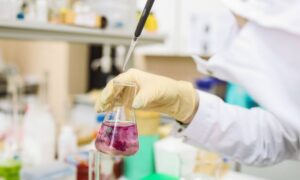 На Дніпропетровщині за тиждень зросла захворюваність на ГРВІ: яка епідемічна ситуація в області