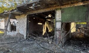 У Кривому Розі росіяни атакували територію лікарні: є постраждалі, пошкоджені медзаклад та гаражі — прокурори фіксують наслідки
