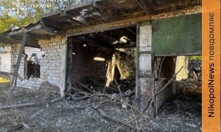 У Кривому Розі росіяни атакували територію лікарні: є постраждалі, пошкоджені медзаклад та гаражі — прокурори фіксують наслідки