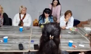 У Нікополі провели гру «WHAT IF»: учасниці англійською уявляли неймовірні ситуації (відео)