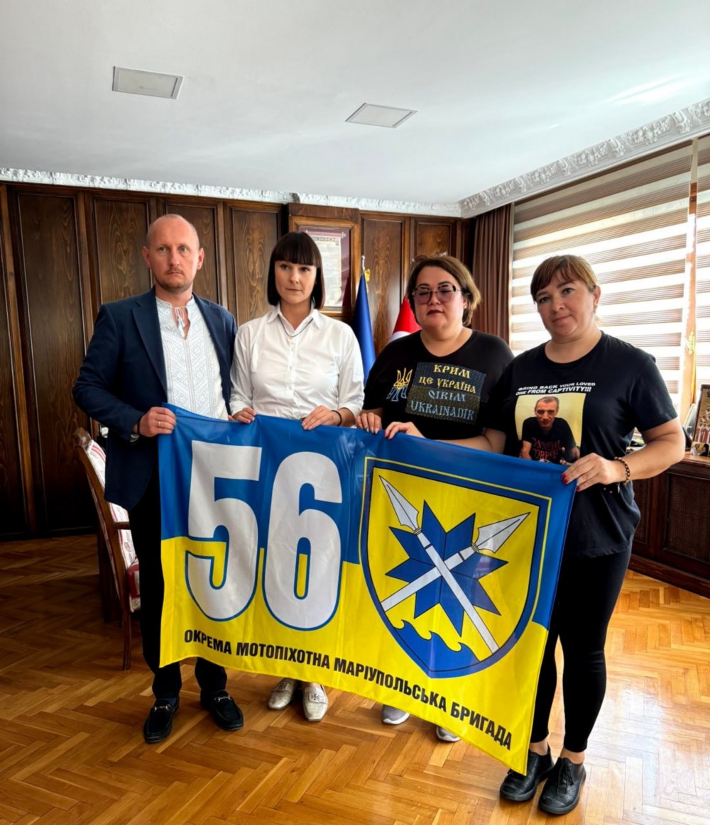 захисник з Марганця 4 захисник з Марганця 4